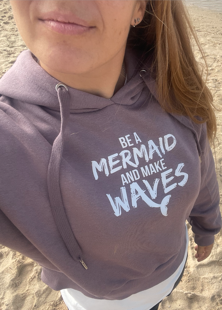 Be a mermaid and make Waves